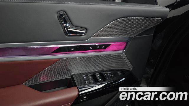 BMW 7 Series (G70) 740d xDrive Design Pure Excellence 2023 — фото 48