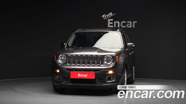 Jeep Renegade 2.4 Longitude 2017 — фото 3