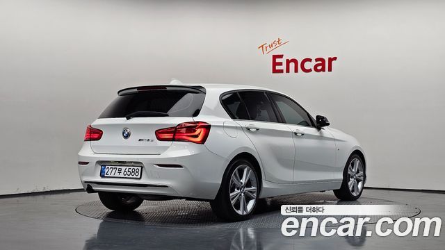 BMW 1 Series (F20) 118d Sport Special Edition 5Door 2019 — фото 2