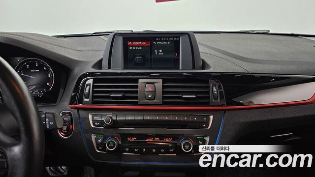 BMW 1 Series (F20) 118d Sport Special Edition 5Door 2019 — фото 12