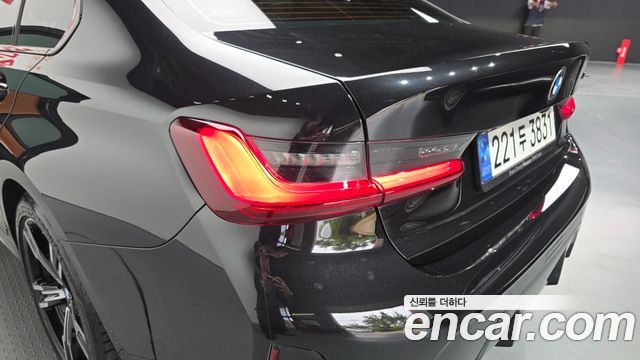 BMW 3 Series (G20) 320i M Sport 2024 — фото 23