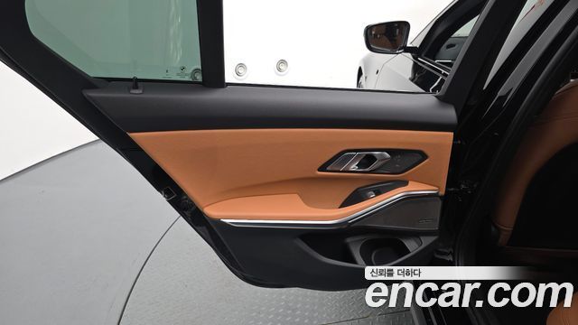 BMW 3 Series (G20) 320i M Sport 2024 — фото 25