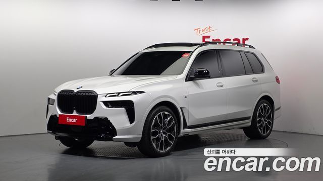 BMW X7 (G07) xDrive 40i M Sport 6STR 2025 — фото 1