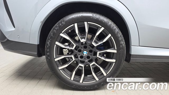 BMW X6 (G06) xDrive40i M Sport 2025 — фото 5