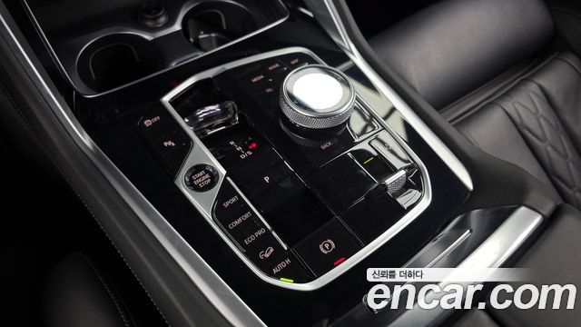 BMW X6 (G06) xDrive40i M Sport 2025 — фото 9