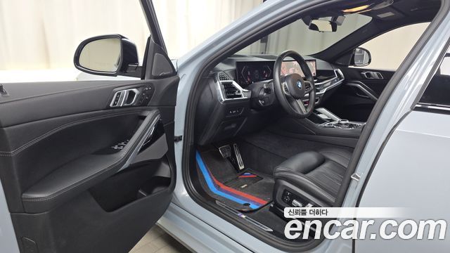 BMW X6 (G06) xDrive40i M Sport 2025 — фото 10