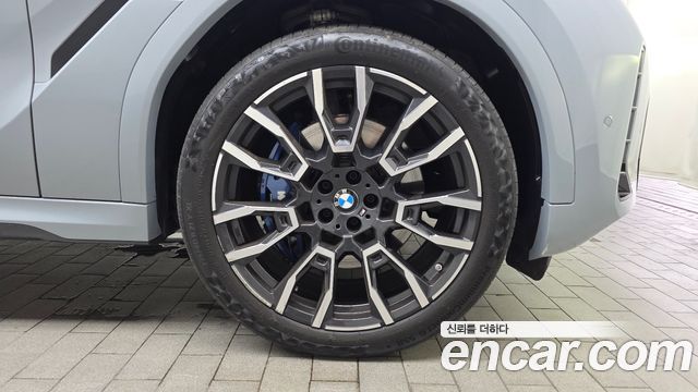 BMW X6 (G06) xDrive40i M Sport 2025 — фото 21