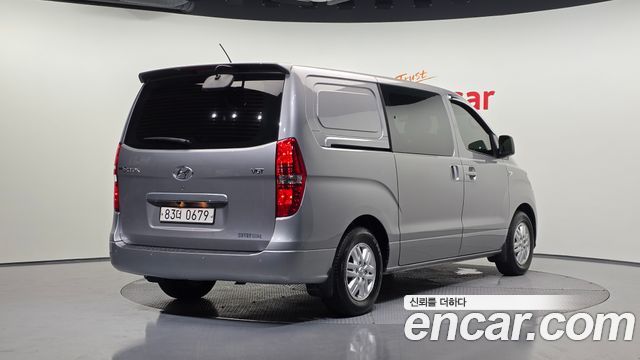 Hyundai Grand Starex Van 5-Seater Modern 2021 — фото 2