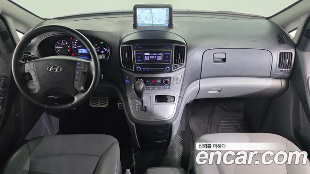 Hyundai Grand Starex Van 5-Seater Modern 2021 — фото 7