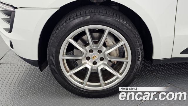 Porsche Macan 2.0 95B 2018 — фото 5