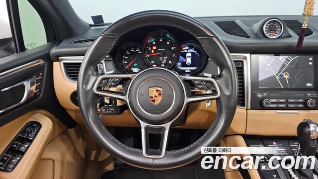 Porsche Macan 2.0 95B 2018 — фото 13