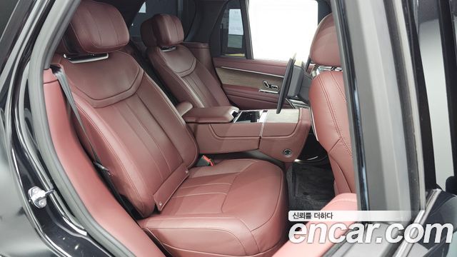 Land Rover Range Rover (V) P550E AB 2025 — фото 16