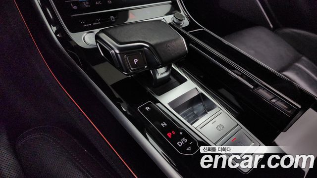 Audi A8 (D5) 55 TFSI Quattro LWB 2020 — фото 9