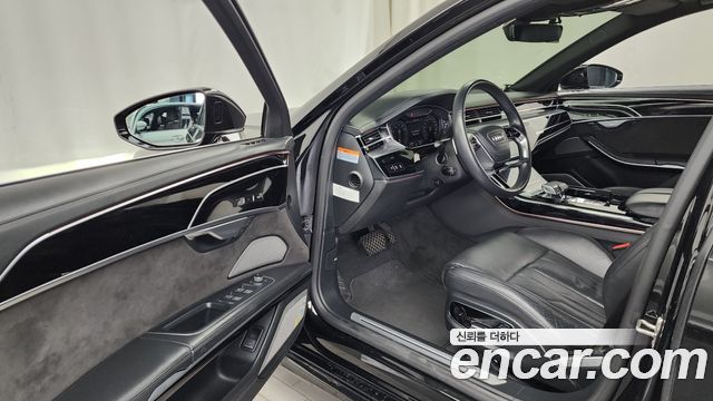 Audi A8 (D5) 55 TFSI Quattro LWB 2020 — фото 10