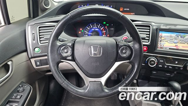 Honda Civic HYBRID 9th 2013 — фото 13