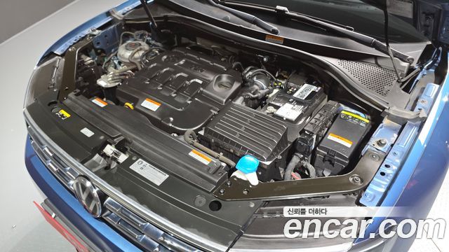 Volkswagen Tiguan Allspace 2.0 TDI Prestige 2020 — фото 6