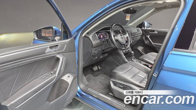 Volkswagen Tiguan Allspace 2.0 TDI Prestige 2020 — фото 10