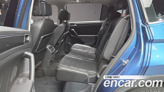 Volkswagen Tiguan Allspace 2.0 TDI Prestige 2020 — фото 12