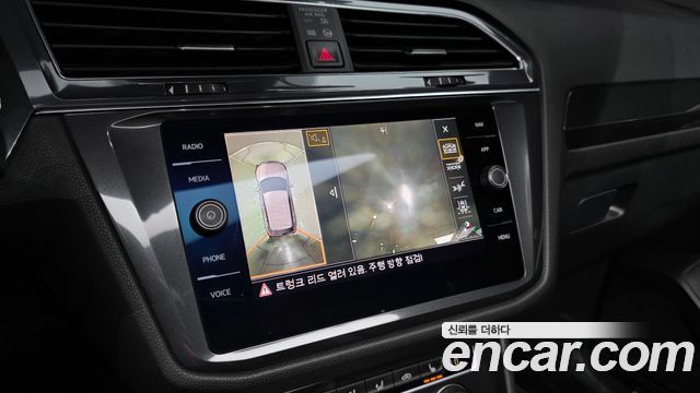 Volkswagen Tiguan Allspace 2.0 TDI Prestige 2020 — фото 16
