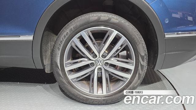 Volkswagen Tiguan Allspace 2.0 TDI Prestige 2020 — фото 21
