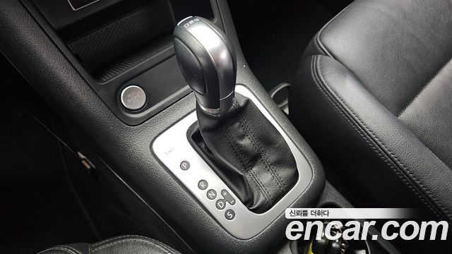 Volkswagen Tiguan 2.0 TDI Comfort 5N 2015 — фото 9