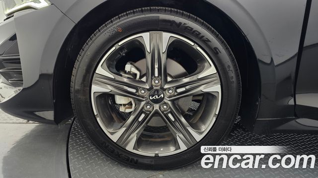 Kia K5 (III) 2.0 Noblesse 2023 — фото 5