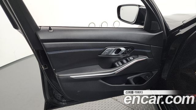 BMW 3 Series (G20) 320i M Sport 2021 — фото 24