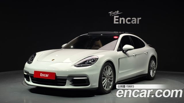 Porsche Panamera (971) 3.0 AWD 2018 — фото 1