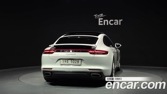 Porsche Panamera (971) 3.0 AWD 2018 — фото 4
