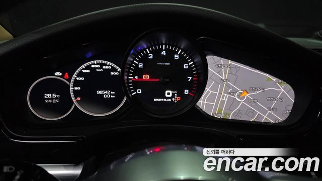 Porsche Panamera (971) 3.0 AWD 2018 — фото 8