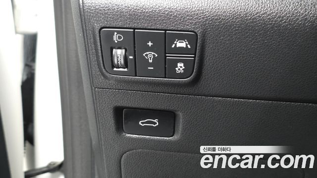 Kia K5 (III) 2.0 LPI(Renter car) Strandard 2022 — фото 23