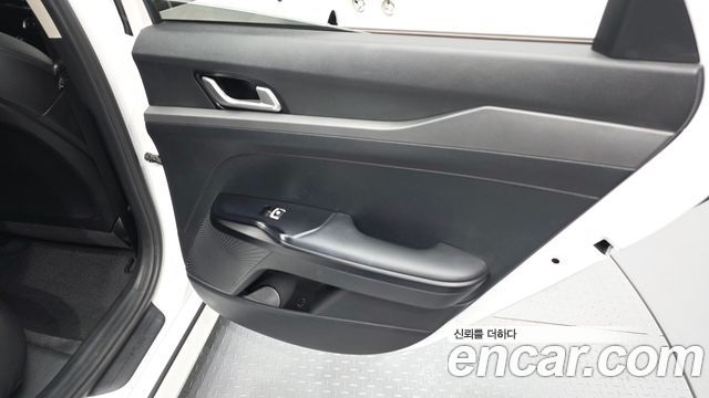Kia K5 (III) 2.0 LPI(Renter car) Strandard 2022 — фото 31