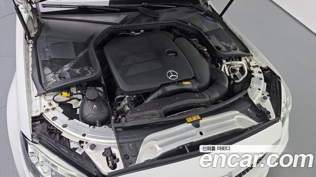 Mercedes-Benz C-Class (W205) C200 Coupe 2021 — фото 6