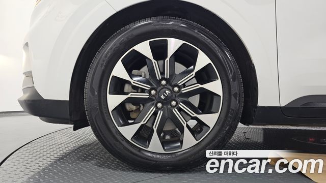 Kia Carnival (IV) Diesel 9-Seater Prestige 2021 — фото 5