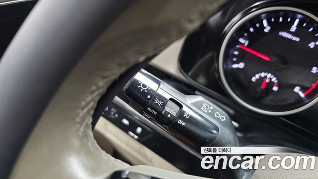 Kia Carnival (IV) Diesel 9-Seater Prestige 2021 — фото 31