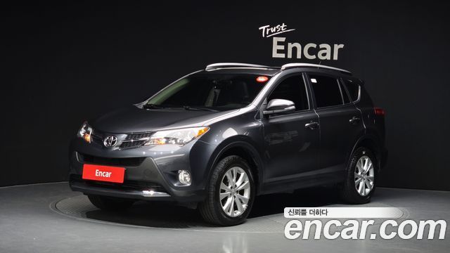 Toyota RAV4 2.5 2WD 4th 2015 — фото 1