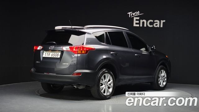 Toyota RAV4 2.5 2WD 4th 2015 — фото 2