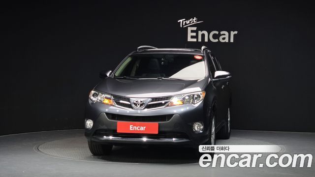 Toyota RAV4 2.5 2WD 4th 2015 — фото 3