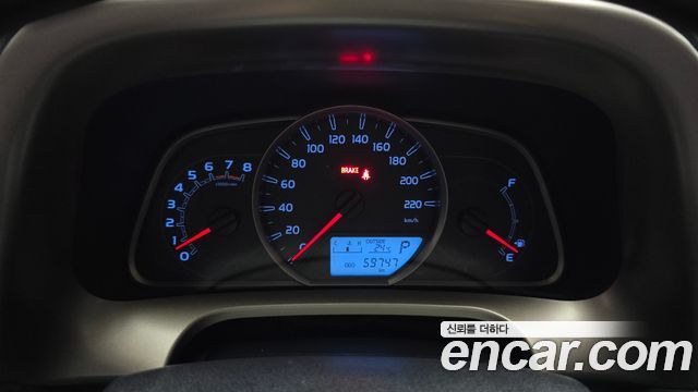 Toyota RAV4 2.5 2WD 4th 2015 — фото 8