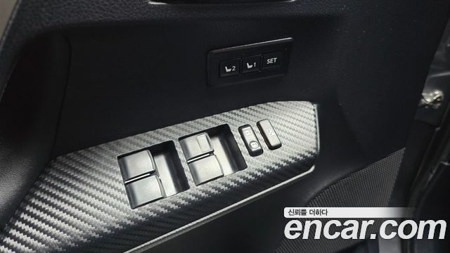 Toyota RAV4 2.5 2WD 4th 2015 — фото 14