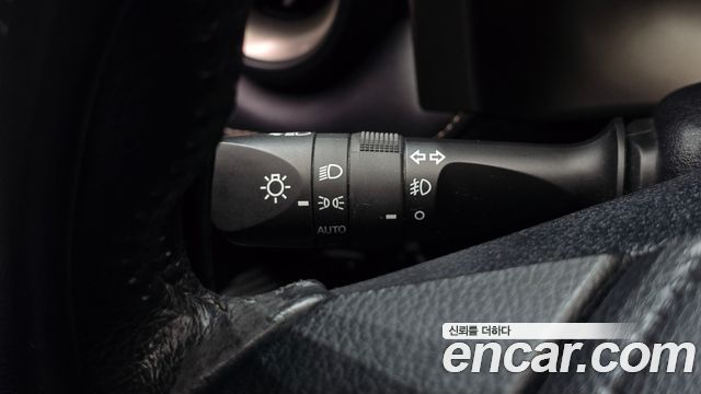 Toyota RAV4 2.5 2WD 4th 2015 — фото 16