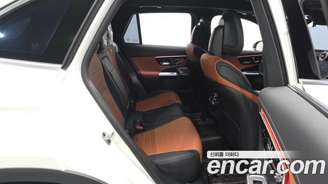 Mercedes-Benz GLC-Class (X254) GLC300 4MATIC AMG Line 2025 — фото 11