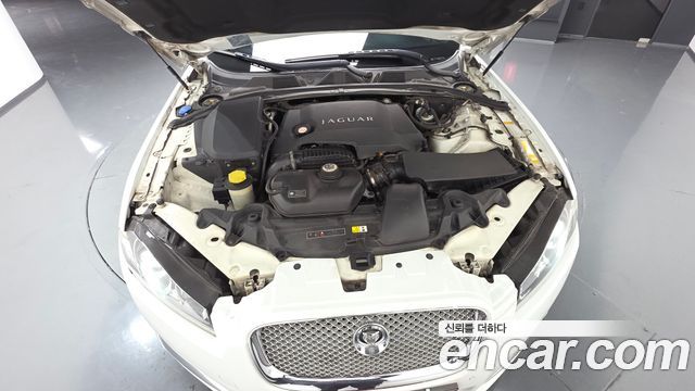 Jaguar XF 3.0D Premium X250 2012 — фото 6