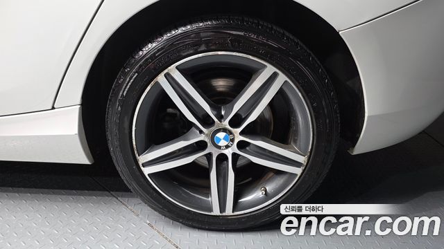 BMW 1 Series (F20) 118d Sport 5Door 2018 — фото 5