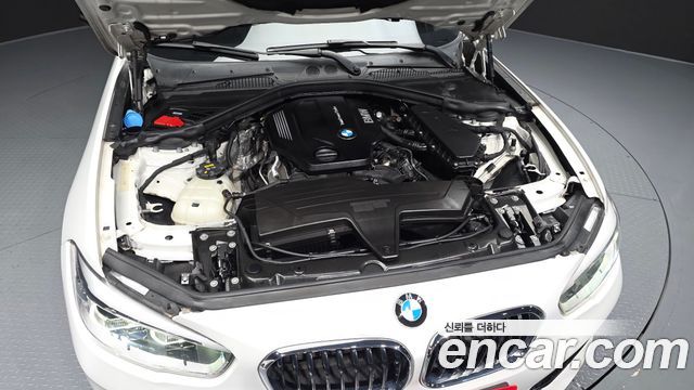 BMW 1 Series (F20) 118d Sport 5Door 2018 — фото 6