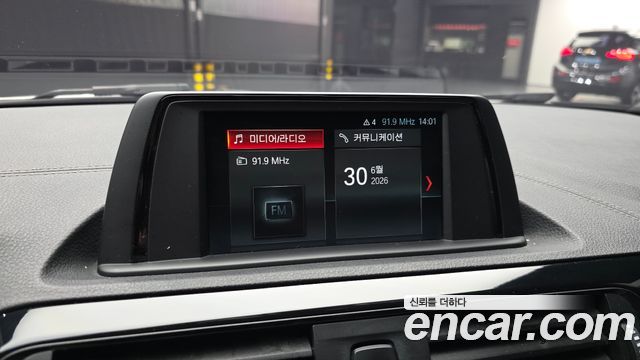 BMW 1 Series (F20) 118d Sport 5Door 2018 — фото 18