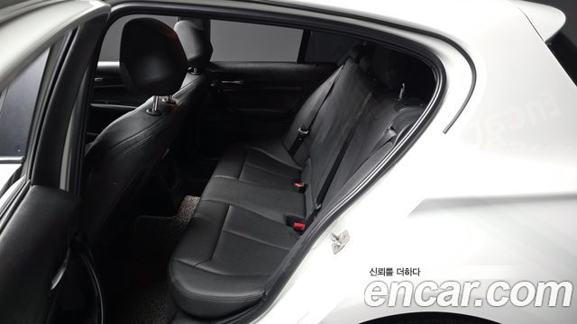 BMW 1 Series (F20) 118d Sport 5Door 2018 — фото 32