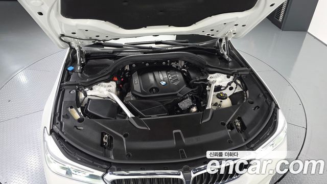 BMW 6 Series GT (G32) 620d xDrive M Sport 2020 — фото 6