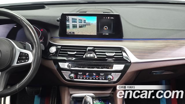 BMW 6 Series GT (G32) 620d xDrive M Sport 2020 — фото 14