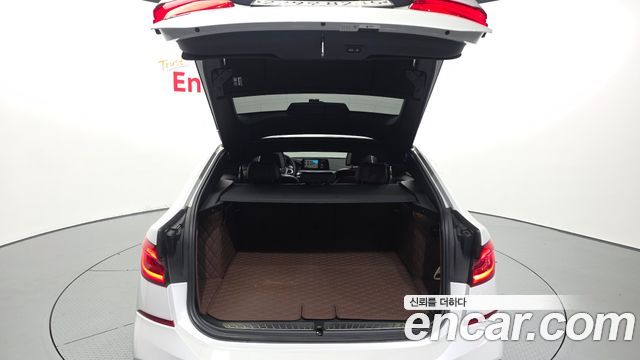 BMW 6 Series GT (G32) 620d xDrive M Sport 2020 — фото 31